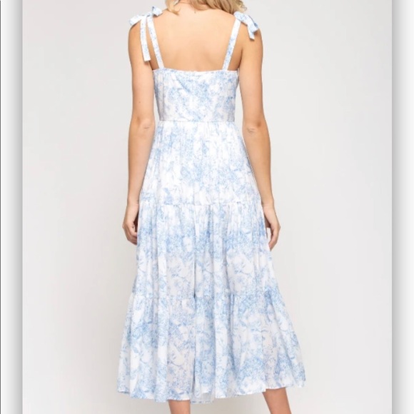 Amelie French print floral dress NWT - Picture 2 of 4